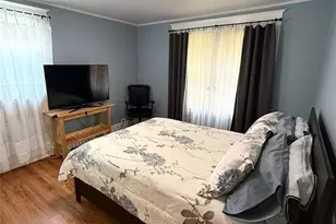 28 Van Houten St, Bergenfield, NJ 07621 - Photo 34