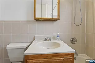 303 Hamilton Pl C2, Hackensack, NJ 07601 - Photo 20