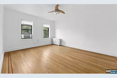 303 Hamilton Place C2 #C2, Hackensack, NJ 07601 - Photo 10