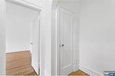 303 Hamilton Place C2 #C2, Hackensack, NJ 07601 - Photo 8