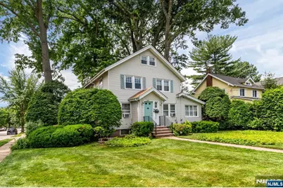 300 Van Buren Avenue, Teaneck Township, NJ 07666 - Photo 1