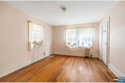 300 Van Buren Avenue, Teaneck Township, NJ 07666 - Photo 14