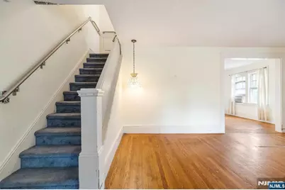 300 Van Buren Avenue, Teaneck Township, NJ 07666 - Photo 4