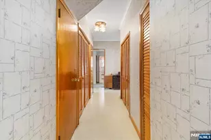 209 Washington Ave, Rutherford, NJ 07070 - Photo 8
