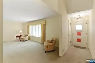 169 Hamilton Rd, Teaneck Township, NJ 07666 - Photo 4