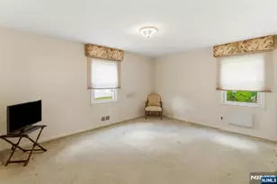 169 Hamilton Rd, Teaneck Township, NJ 07666 - Photo 14