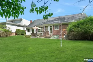 10-01 Plymouth Dr, Fair Lawn, NJ 07410 - Photo 26