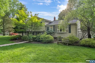 31 Monhegan Avenue, Wayne, NJ 07470 - Photo 1