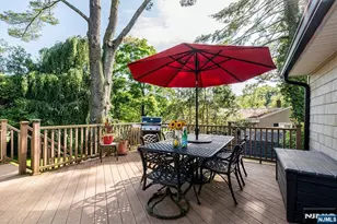 14 Clifford Dr, Park Ridge, NJ 07656 - Photo 18