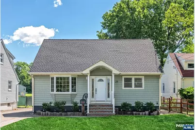 20 Riverview Circle, Little Falls Township, NJ 07424 - Photo 2