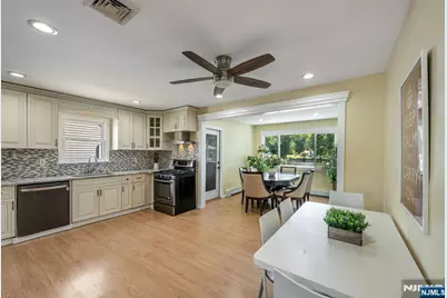 20 Riverview Circle, Little Falls Township, NJ 07424 - Photo 10