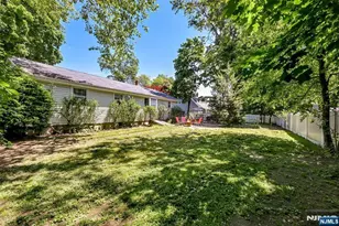 559 Herrmann Ave, River Vale Township, NJ 07675 - Photo 28
