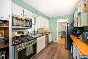 559 Herrmann Ave, River Vale Township, NJ 07675 - Photo 20