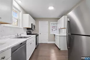 433 Mt Pleasant Ave, West Orange Township, NJ 07052 - Photo 10