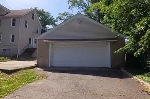 83 E Forest Ave, Teaneck Township, NJ 07666 - Photo 2