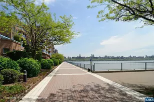 202 Adams Ct, Edgewater, NJ 07020 - Photo 40