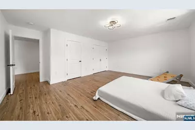 129 Rivervale Road, River Vale Township, NJ 07675 - Photo 20