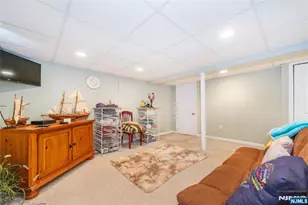 41 Frederick Ave, Hawthorne, NJ 07506 - Photo 24
