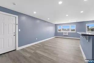 816 W Grand Street 3B, Elizabeth, NJ 07202 - Photo 8