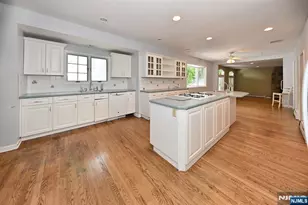 50 Midland Ave, Wyckoff Township, NJ 07481 - Photo 8