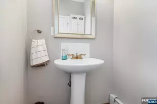 242 Washington Ave, Rutherford, NJ 07070 - Photo 14