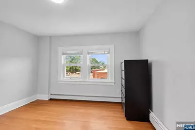 62 Vreeland Avenue, Clifton, NJ 07011 - Photo 16