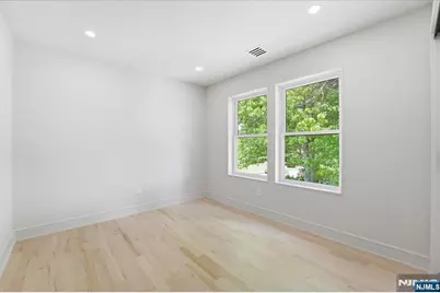 180 Sheridan Avenue, Clifton, NJ 07011 - Photo 18