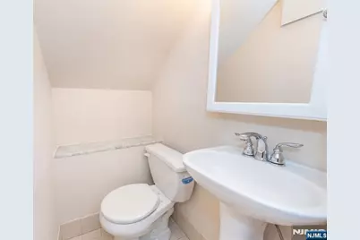 68 Mandeville Drive, Wayne, NJ 07470 - Photo 18