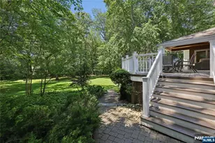 27 Duane Ln, Demarest, NJ 07627 - Photo 4