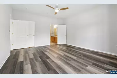 9104 Ravenscroft Road, Clifton, NJ 07013 - Photo 22