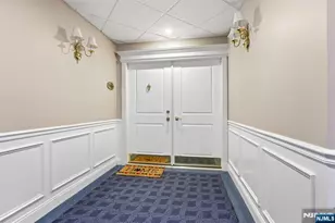 9104 Ravenscroft Rd, Clifton, NJ 07013 - Photo 32