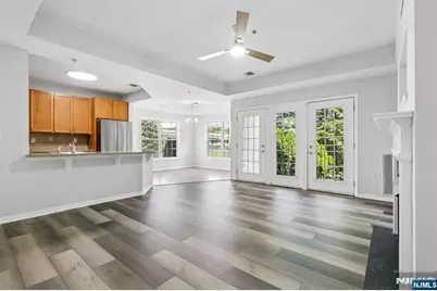9104 Ravenscroft Road, Clifton, NJ 07013 - Photo 8