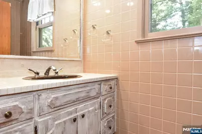 11 Mountain Ridge Drive, Wayne, NJ 07470 - Photo 18