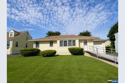 224 Sherwood Avenue, Paterson, NJ 07502 - Photo 1
