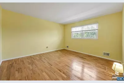 37 Wolfe Drive, Wanaque, NJ 07465 - Photo 22