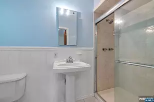 37 Wolfe Dr, Wanaque, NJ 07465 - Photo 20