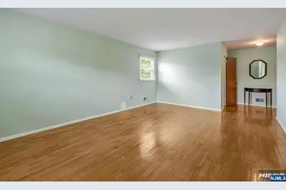 37 Wolfe Drive, Wanaque, NJ 07465 - Photo 18