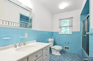 37 Wolfe Dr, Wanaque, NJ 07465 - Photo 24