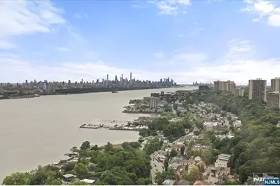 100 Old Palisade Road 3408 #3408, Fort Lee, NJ 07024 - Photo 2