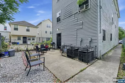 606 19th Street, Newark, NJ 07103 - Photo 20
