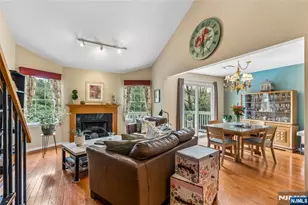 8 Quartz Ln, Paterson, NJ 07501 - Photo 2