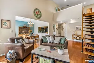8 Quartz Ln, Paterson, NJ 07501 - Photo 6