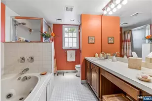 8 Quartz Ln, Paterson, NJ 07501 - Photo 14