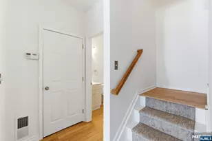 131 Brittany Ct, Clifton, NJ 07013 - Photo 20