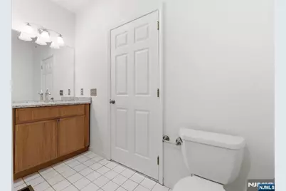 131 Brittany Court, Clifton, NJ 07013 - Photo 32