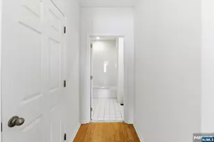 131 Brittany Ct, Clifton, NJ 07013 - Photo 30