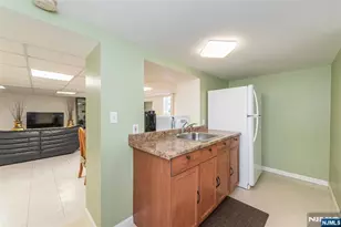 11 Hansen St, Lodi, NJ 07644 - Photo 18