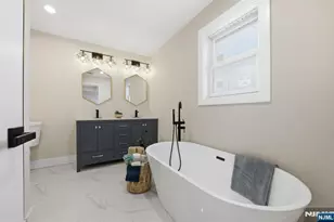 488 Dewey Ave, Saddle Brook Township, NJ 07663 - Photo 24