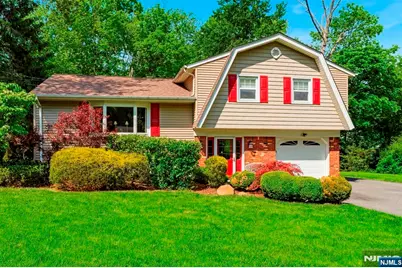 9 Jayne Terrace, Ringwood, NJ 07456 - Photo 1
