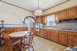 31 Division Ave, Belleville, NJ 07109 - Photo 10